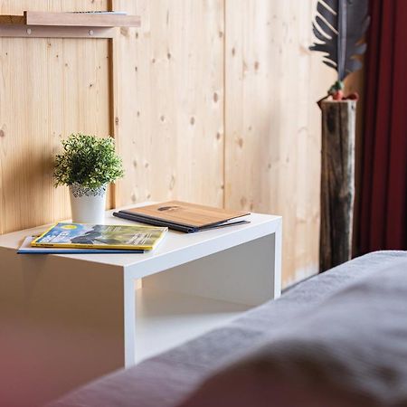 Venet Gipfelhuette Hotel Zams Ngoại thất bức ảnh