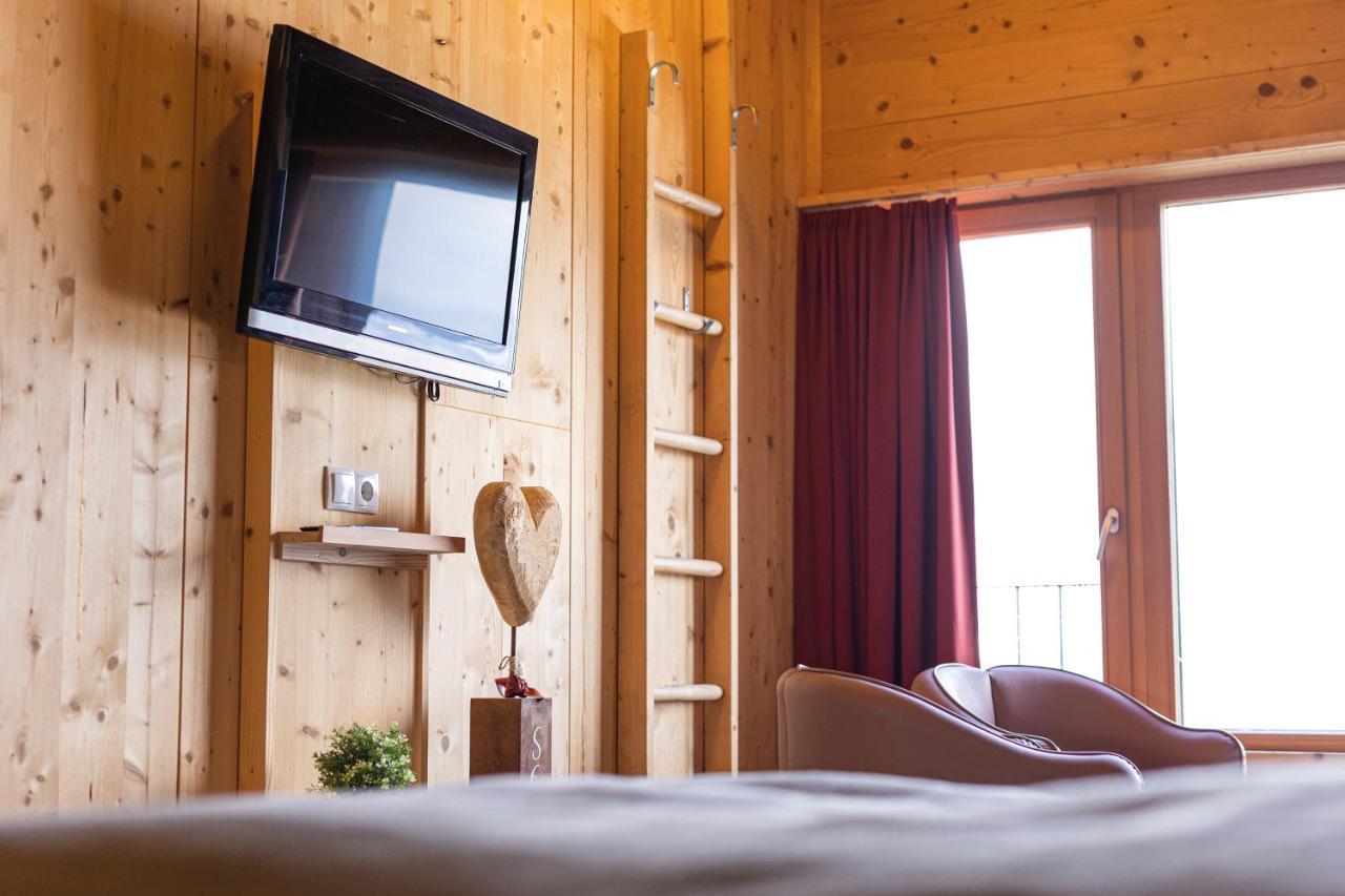 Venet Gipfelhuette Hotel Zams Ngoại thất bức ảnh